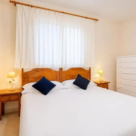 Lejlighed Guestready - Modern Retreat With Pool